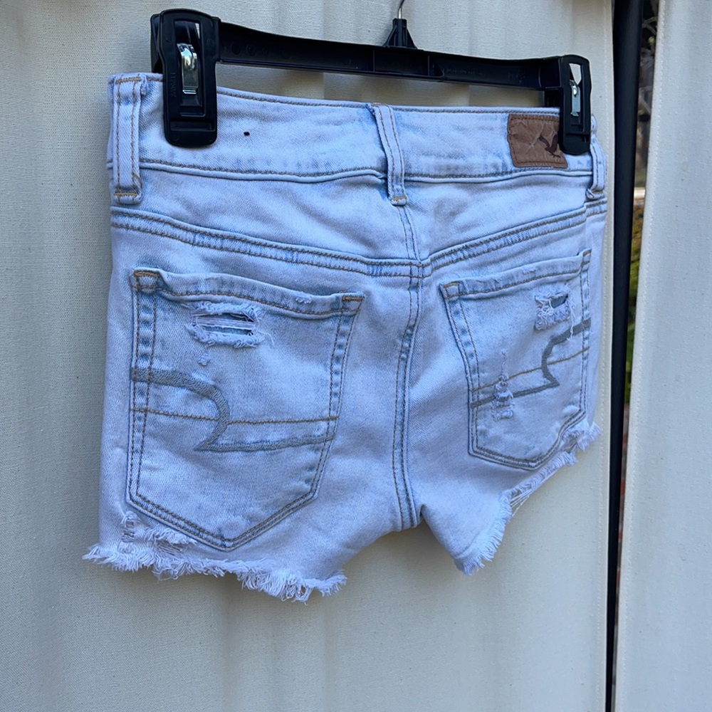 ❗️SOLD❗️AMERICAN EAGLE OUTFITTERS- RAW HEM LACE SHORTS 0 - Picture 9 of 10